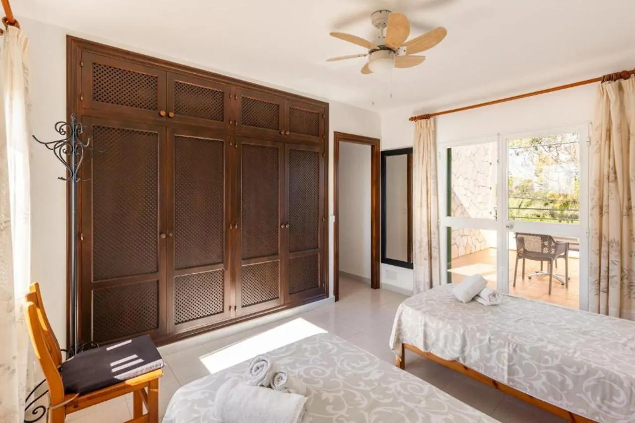 Chalet Villa Sa Llimonera By Slow Villas Llombarts